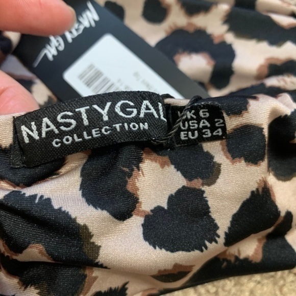 Nasty Gal Bandeau Leopard Bikini Top Sz 2 XS - Picture 5 of 6